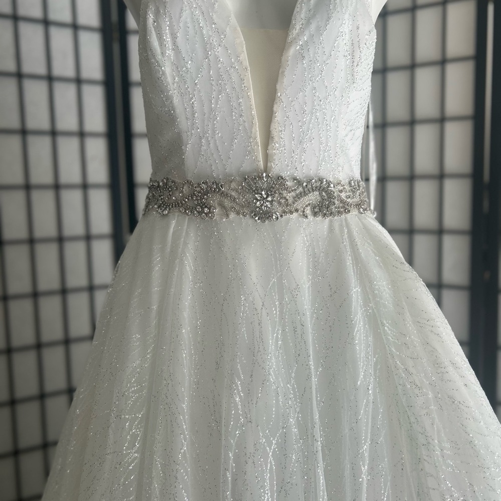 Elegant Glittery White Gown with Silver Accents - Picture 3 of 7